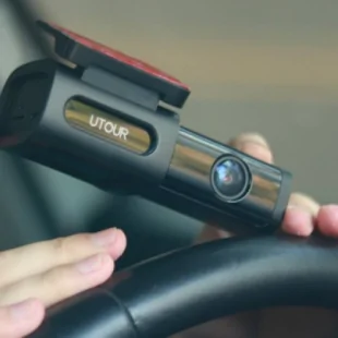 Camera hành trình ô tô UTOUR C2L