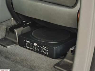 Loa Sub gầm ghế FOCAL Inside Isub Active cao cấp