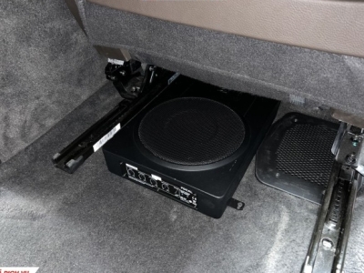 Loa Sub gầm ghế FOCAL Inside Isub Active cao cấp
