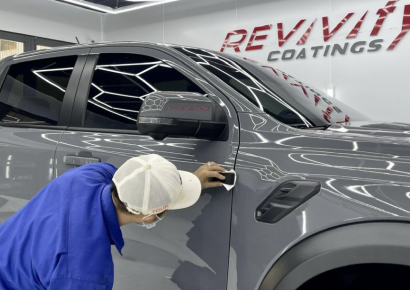 dich-vu-phu-ceramic-o-to