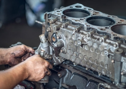 sua-chua-dong-co-o-to